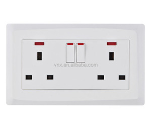 Enchufe de grado 2 Gang 13A, doble interruptor, 13A, nuevo diseño - Product Image 1