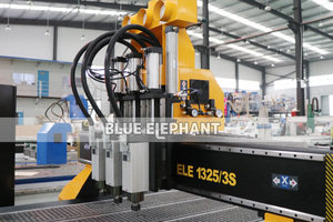 ELE 1325高品質<span class=keywords><strong>CNC</strong></span>木製ドア彫刻機、アンティーク家具用<span class=keywords><strong>CNC</strong></span>ルーター