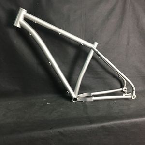 Newest <span class=keywords><strong>650b</strong></span>バイクチタン27.5プラスmtbフレームスーパーブースト157ミリメートルドロップアウト