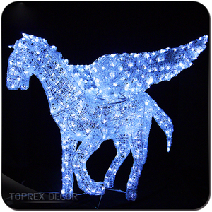 アクリルの馬は屋外のクリスマスライト動物を導きました