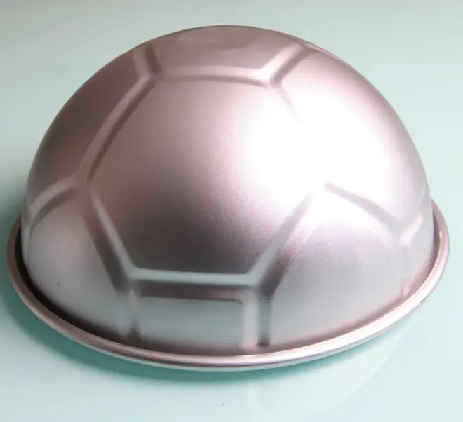 EMOER Antiaderente Bakeware alumínio liga futebol forma bolo pan 8 polegadas com boa qualidade