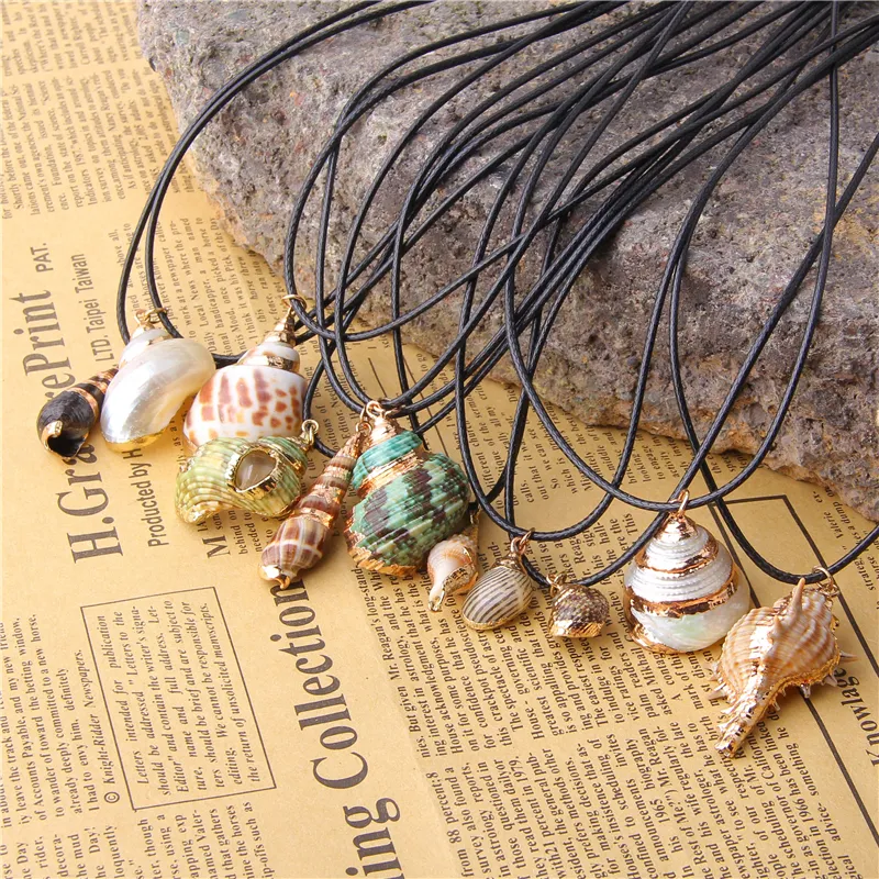 Lateefah Boho Conch SeaShell Necklace Little Shell Necklace Ocean's Seashell Pendant For Women Porcelain Snail Shell Gift