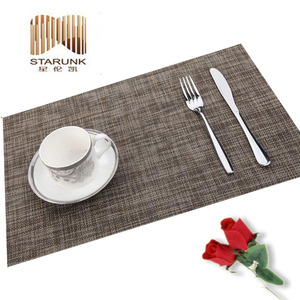 环保厂家价格定制彩色桌垫保温塑料桌垫 - Product Image 4