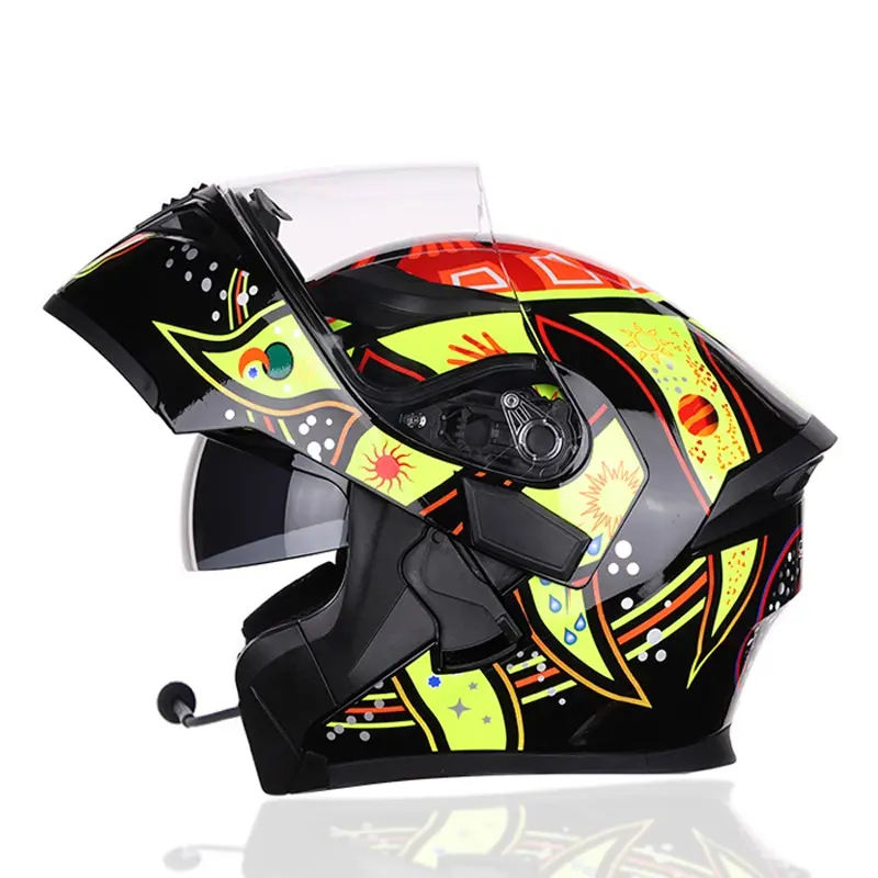 Nuevo Producto de la cubierta completa casco personalidad genial cuatro estaciones cuerno casco de carreras