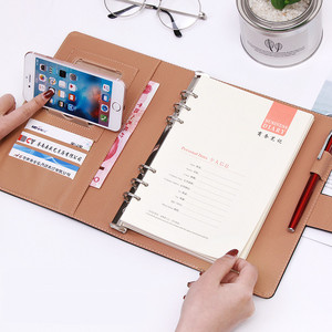 A5 6-Ring-Notizbuch mit 100 Blatt PU-Leder <span class=keywords><strong>Spiral</strong></span> gebundenes College-Tagebuch mit Telefon halter und Taschen Stil Lose blatt