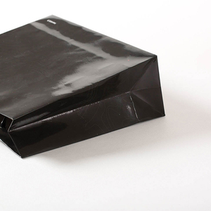 Sacos para presente de papel charmoso luxuosos, bolsa de papel preta brilhante com alça