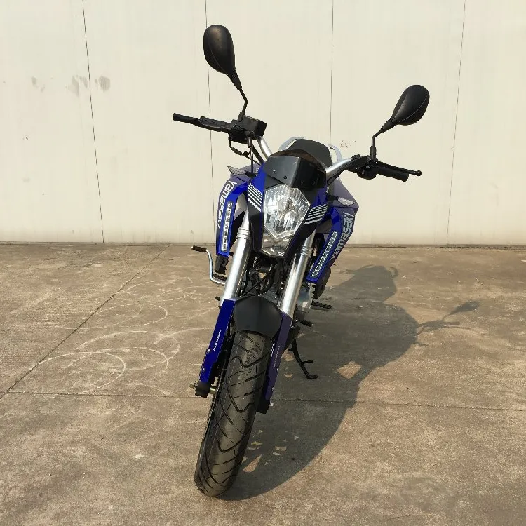 Motocicleta de corrida azul 150cc, esportiva