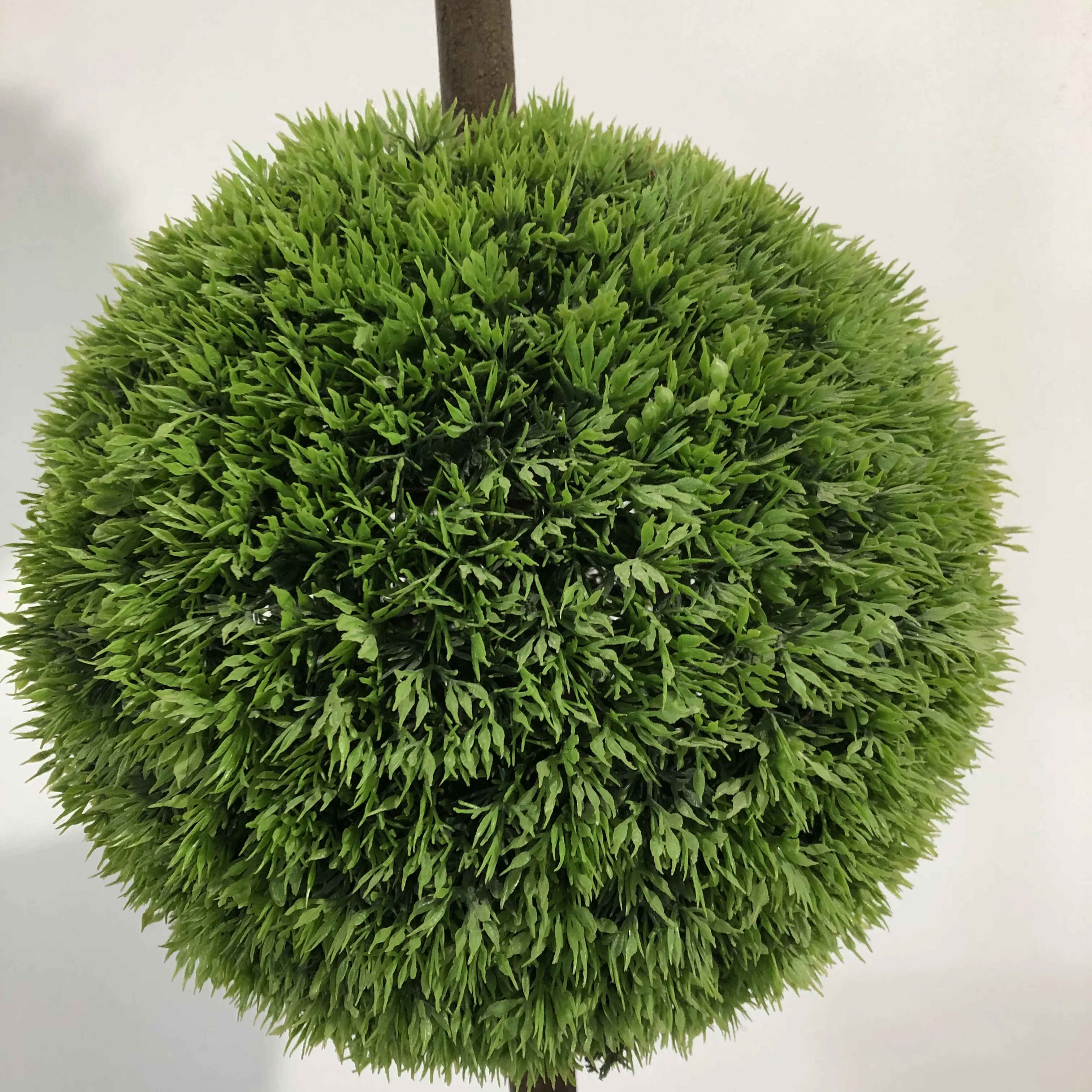 De China, venta al por mayor barato decoración paisaje Artificial de plástico jardín Topiary de la planta de hierba
