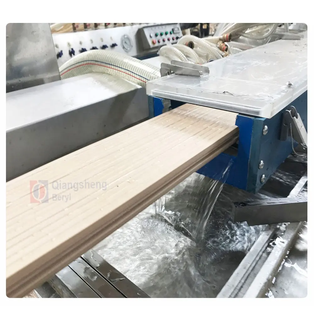 Nuovi prodotti 2017 di legno pwc macchina di plastica