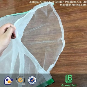 Hochwertiges Anti-Insekten-Plastik netz mit einer Breite von 105cm für Trauben