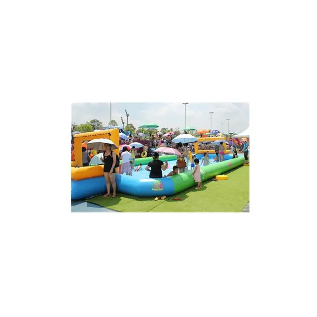Giant Seaside Opblaasbare Water Pretpark Speelgoed, Opblaasbare Voetbalveld Water Spelen Apparatuur Voor Verkoop