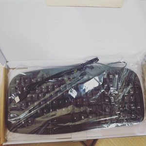 送料無料ABSプラスチック素材永久帯電防止ESDコンピュータキーボードUSBポート付きクリーンルーム用 - Product Image 2