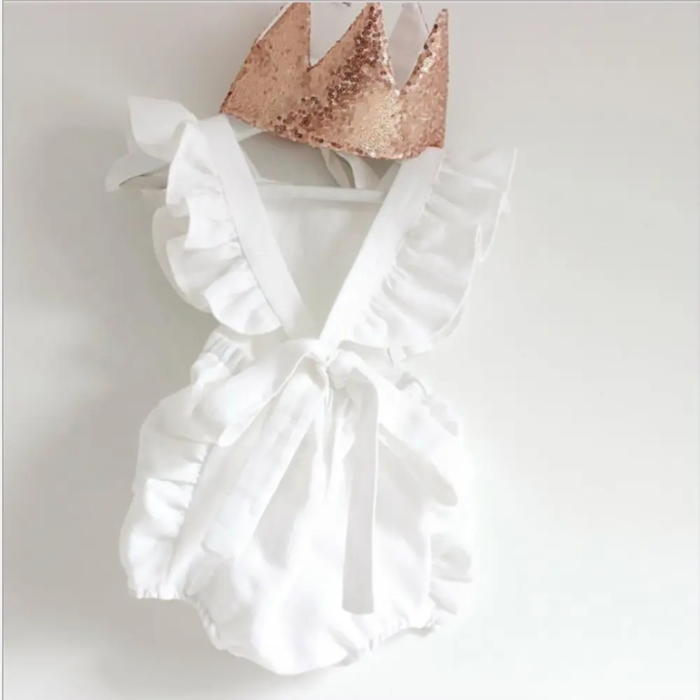 Biancheria fantasia estate bianco del bambino ruffle pagliaccetti