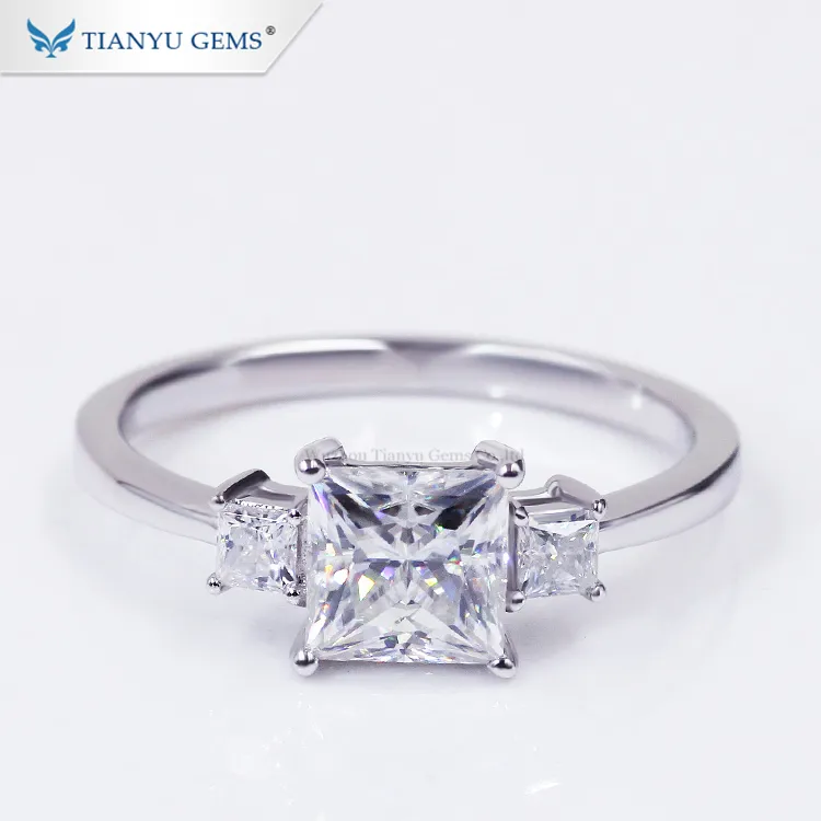 Tianyu-anillo de compromiso de moissanita de oro blanco de 14k/18k, gemas, diseño de princesa, corte de tres diamantes