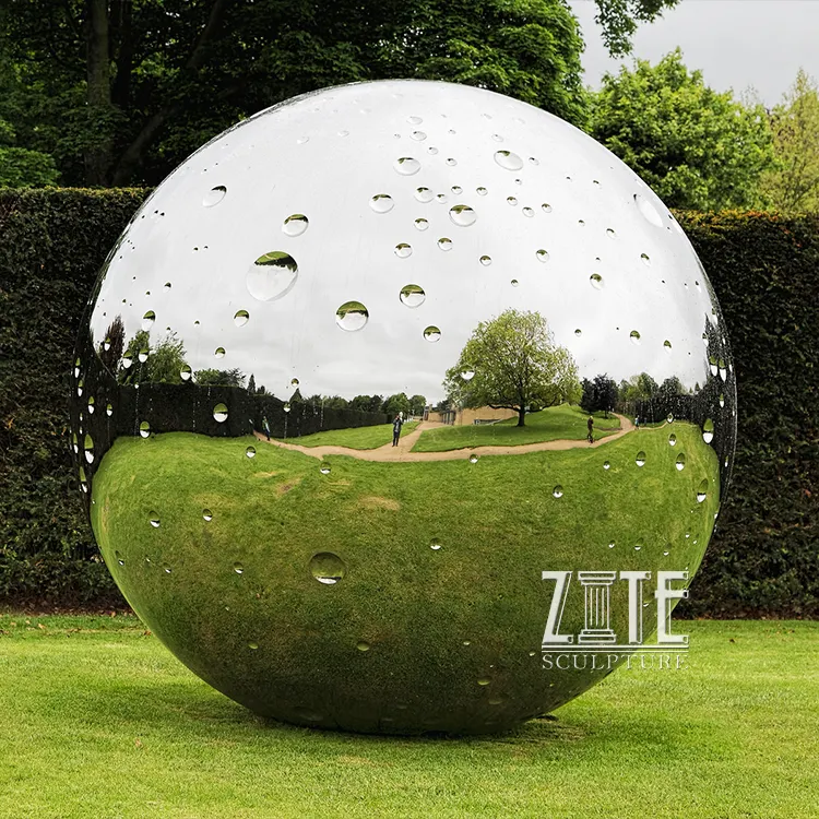 Modern bahçe büyük ünlü ayna cilalı paslanmaz çelik küre hollow topu heykel