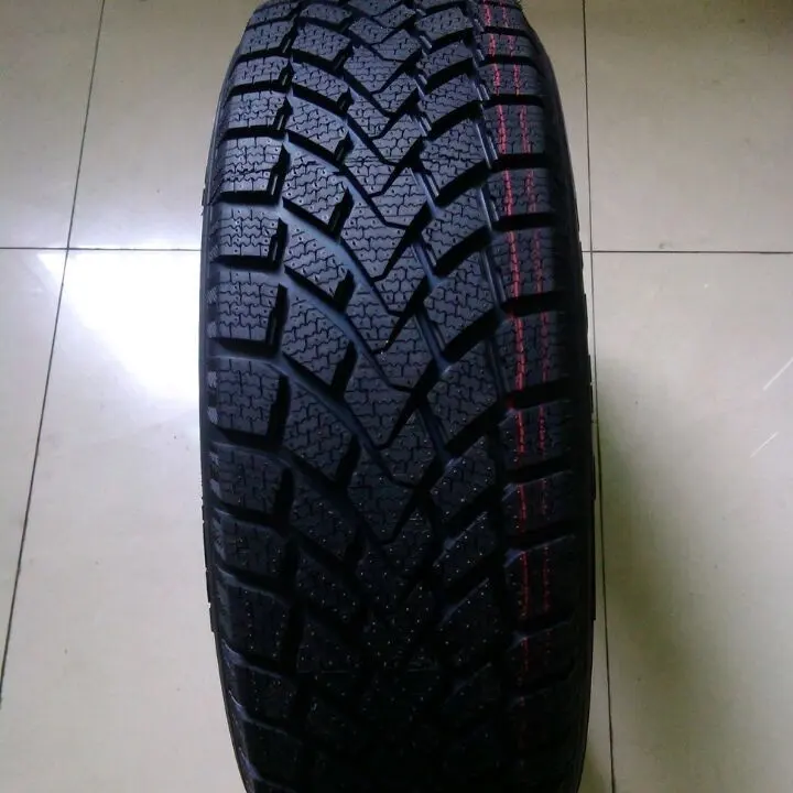 HAIDA pneumatici con della vite prigioniera di MARCA di Inverno 205/60r16, tempestato di inverno pneumatici di alta qualità dei pneumatici di marca in Cina