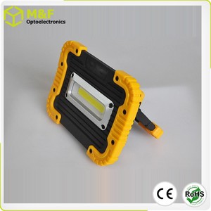 充電式10ワットCOBポータブルポータブル使用<span class=keywords><strong>LED</strong></span>フラッドライト屋外