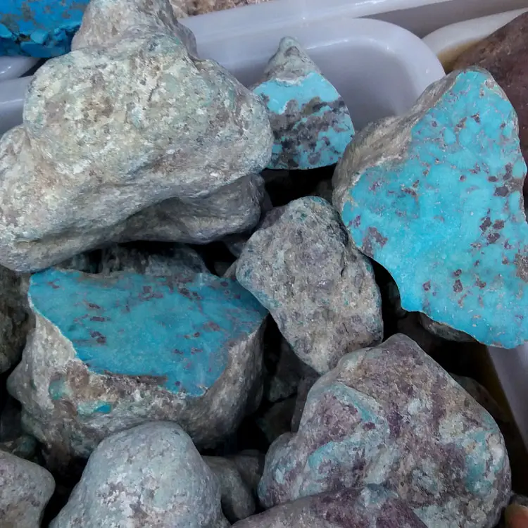 Natuurlijke ruwe ruwe blauwe turquoise steen voor carving sieraden maken