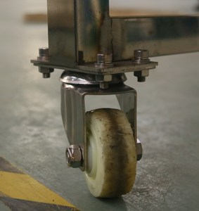 Transportador móvel de aço inoxidável, correia eletrônica de 100 kg/m para carregamento e descarga