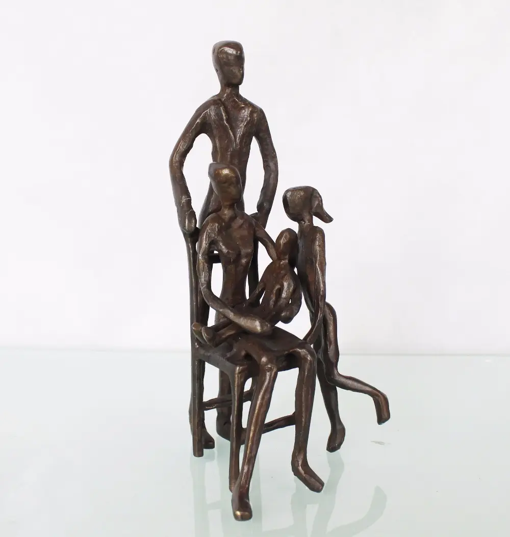 Casa figura humana estátua de bronze feliz família figura escultura