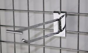 Ganchos de pared de listón personalizados para supermercado, gancho de metal negro para exhibición al por menor