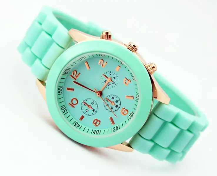 2014 nuevo producto Ginebra reloj de silicona para damas mujeres relojes barato hecho en china de silicona reloj de cuarzo de fabricante de china