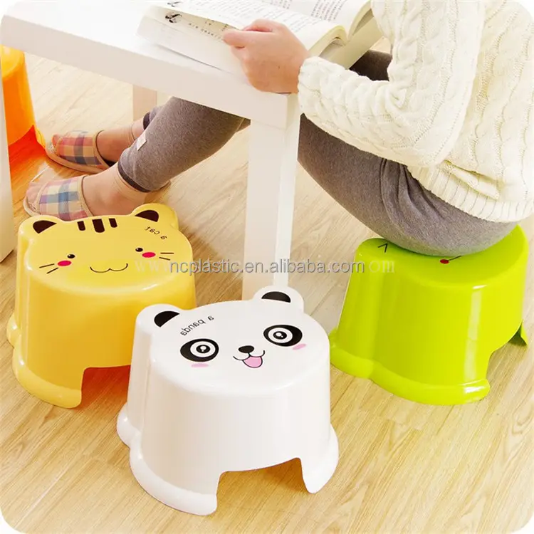 Tabouret portable en plastique pour enfants, petite chaise en forme d'ours de Panda, antidérapant, mignon, dessin animé