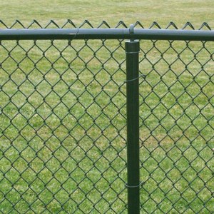 Pvc Coated <strong>Green</strong> Color Galvanized Chain Link Mesh <strong>Fence</strong> - Product Image 2