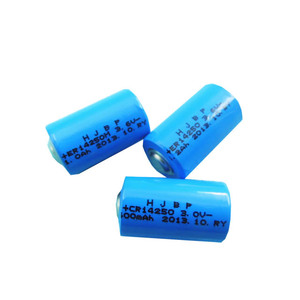 ER14250带轴圆柱形电池高能<span class=keywords><strong>3.6V</strong></span> 1200mAh <span class=keywords><strong>1</strong></span>/<span class=keywords><strong>2AA</strong></span>不可充电Li-SOCI2一次锂电池