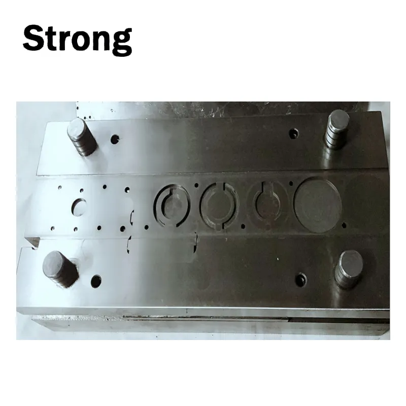 De alta precisión OEM de estampado de metal de perforación morir molde fabricante