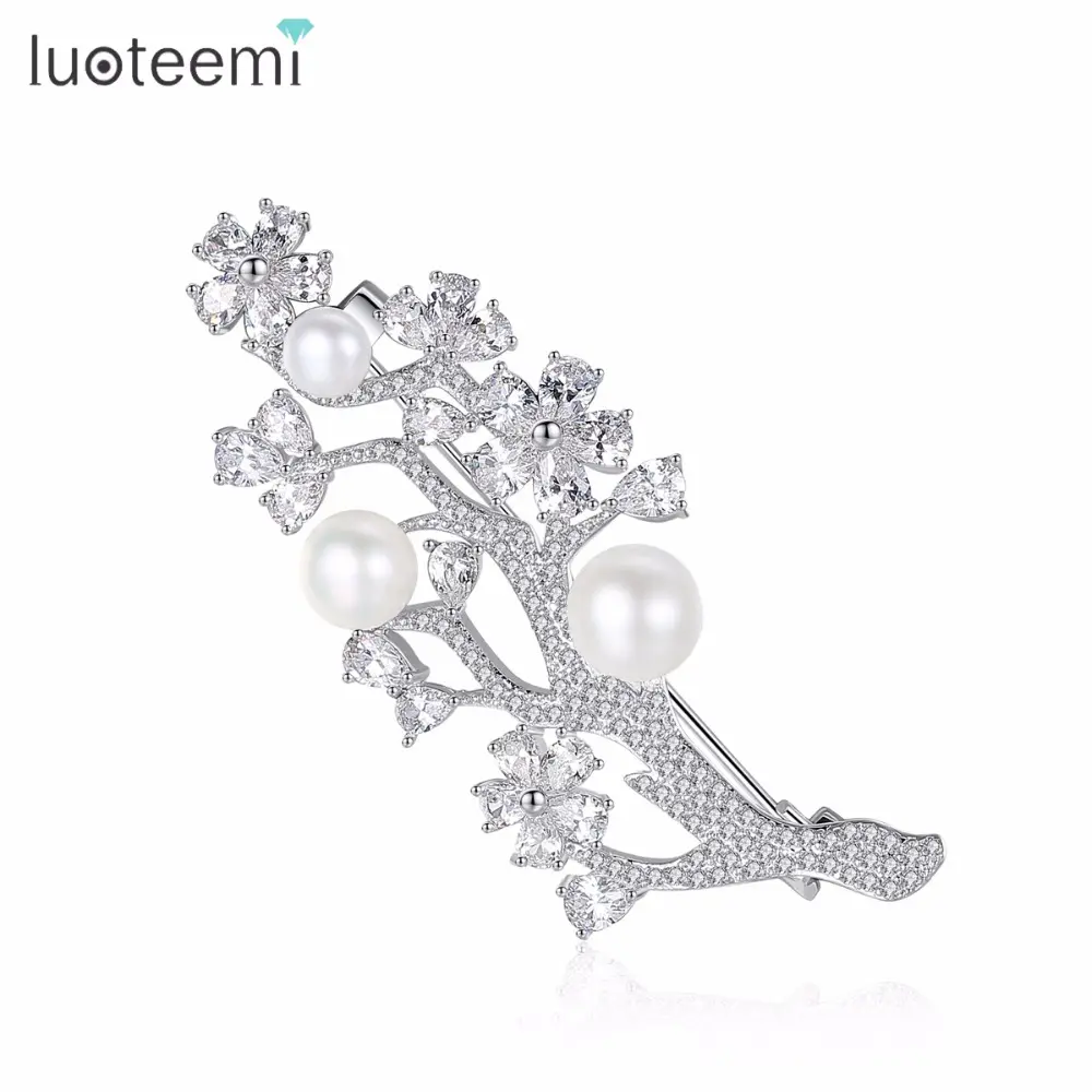 LUOTEEMI-broche de circonia cúbica con perlas de cristal para mujer, broche de flor nupcial, color blanco, para regalo de boda, joyería