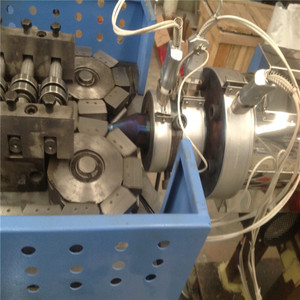 Electrical Conduit Sheath From Pe Single Wall Corrugated Pipe <strong>Extruder</strong> <strong>Sj</strong>-65/<strong>30</strong>