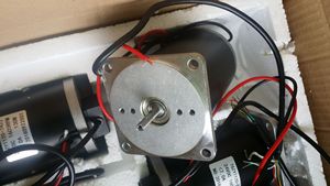 24V 1600 U/min 100W gebürsteter DC-Servomotor mit Encoder kunden spezifischer Welle profession elle Hersteller