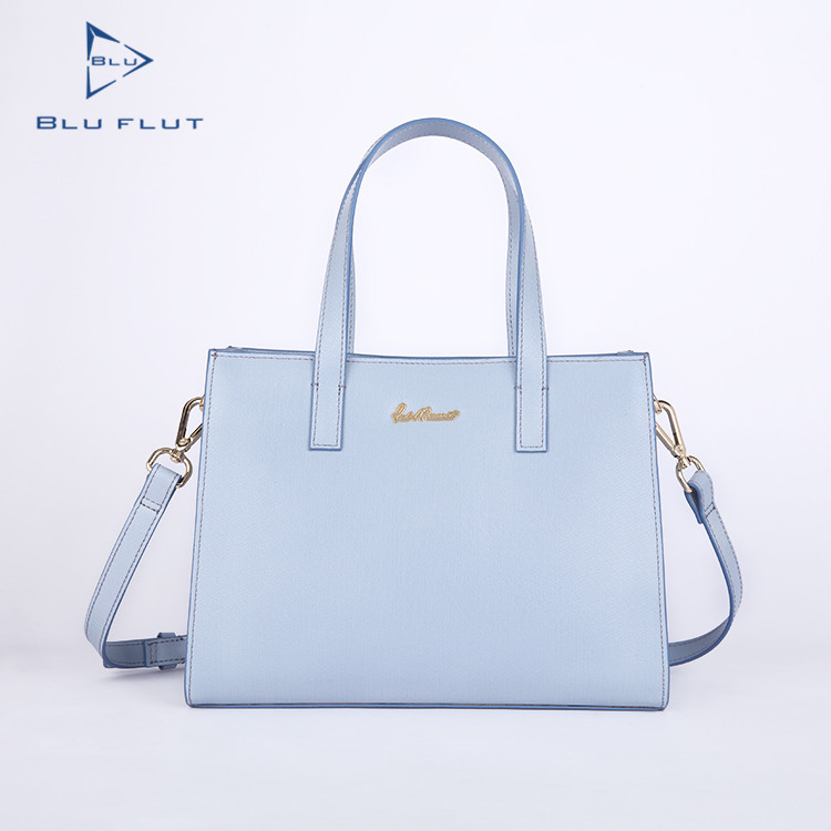 Blu chiaro