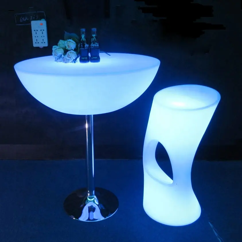 Sedia e tavolo da Bar moderni in plastica a LED che cambiano colore magico per set di mobili per feste ed eventi per Night Club