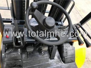 2.5 吨 4 轮驱动 (4WD) 崎岖地形叉车，容量 2500 公斤 - Product Image 5