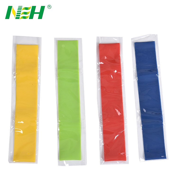 Jaune, rouge, vert, bleu