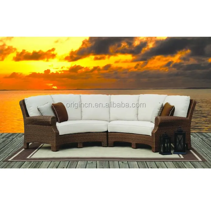 Magnifique canapé de mobilier d'extérieur pour véranda au design incurvé canapé en rotin synthétique avec accoudoir royal français