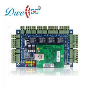 Tcp/ip 4 porta di controllo di accesso con funzione di blocco wiegand out put