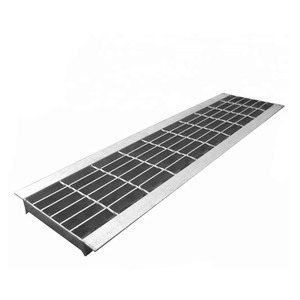 马来西亚户外12x12金属排水板钢格栅盖