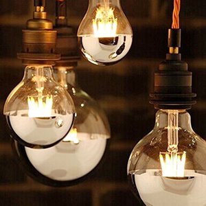 220V <span class=keywords><strong>G80</strong></span> E26 בסיס <span class=keywords><strong>LED</strong></span> הנורה חצי כתר קישוט <span class=keywords><strong>led</strong></span> הנורה כרום חצי כסף או זהב צבע ספוט