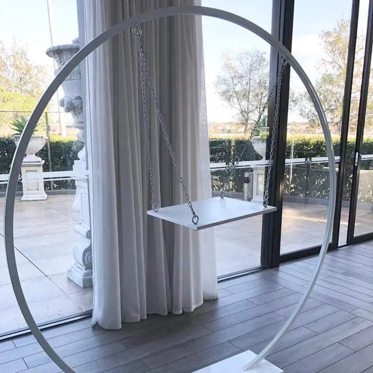 Arco de fundo de decoração, círculo branco para casamento com balanço