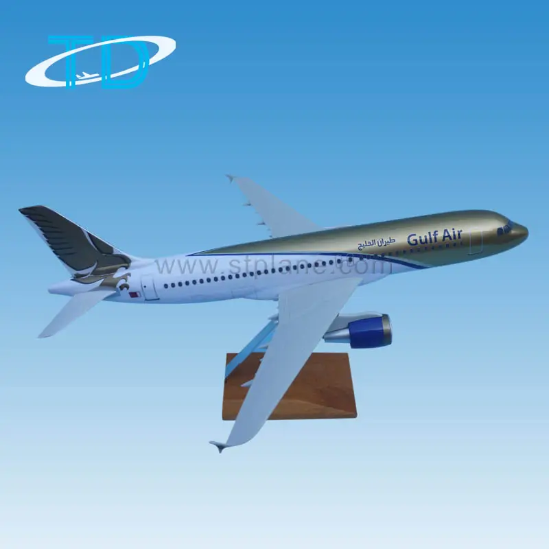 Bahrain Gulf Air Plastic Airbus A320 Plane Model 1/100 With Wings Separated