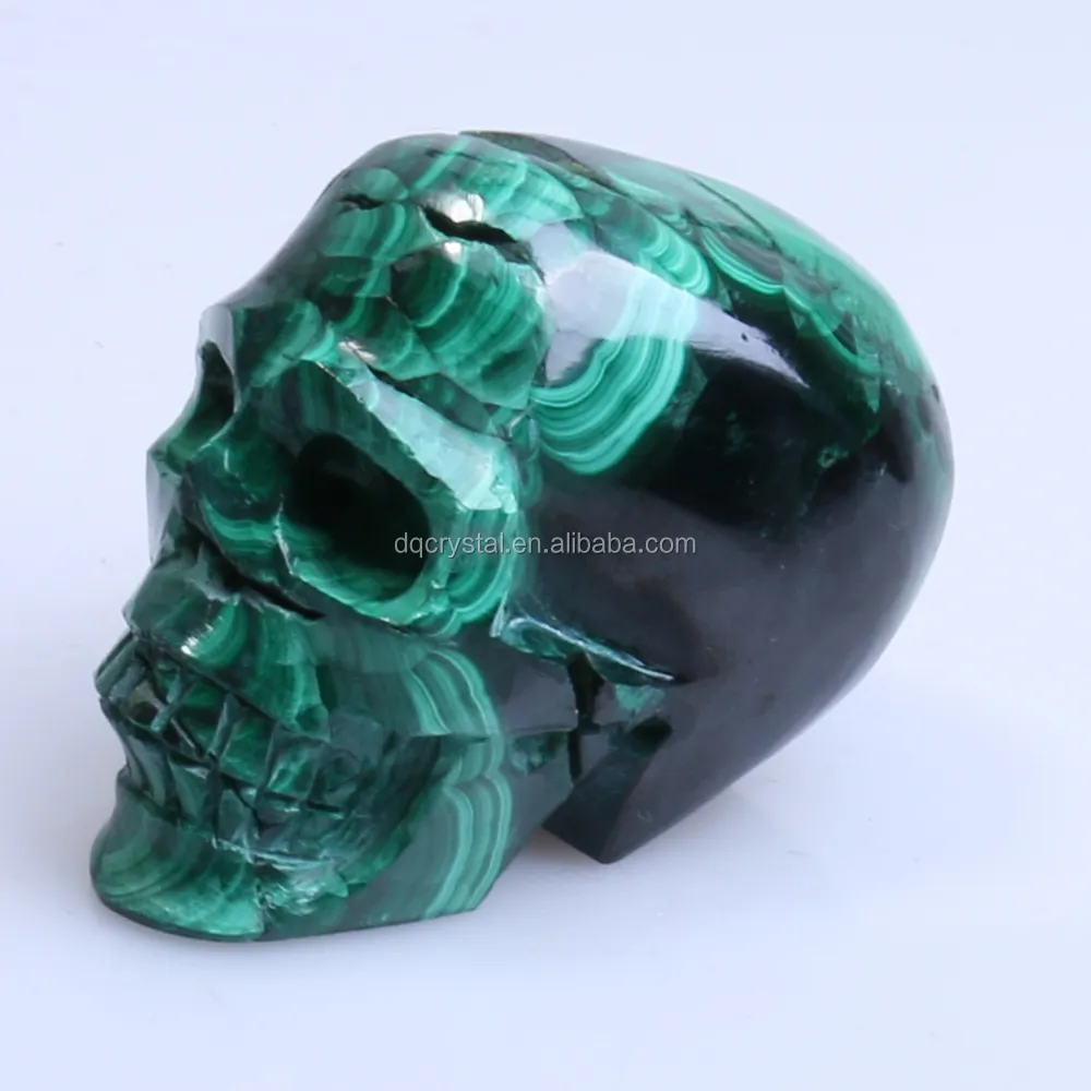 โรงงานจำนวนมากหินธรรมชาติ malachite สีเขียวที่ละเอียดอ่อน carven หัตถกรรมคริสตัล skulls