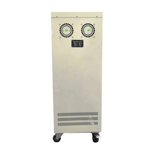 Popular de alta precisión 200KVA tres fase regulador de voltaje automático
