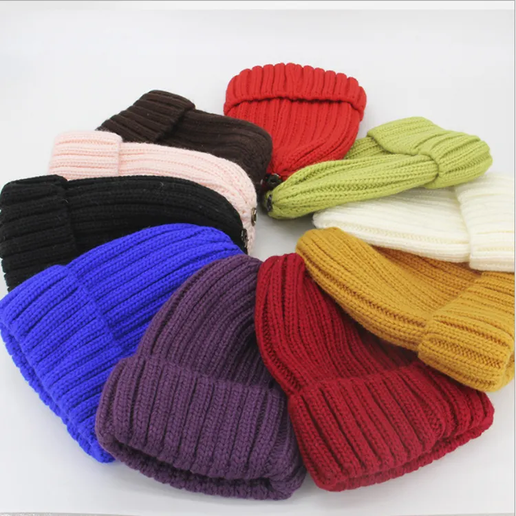 Gorro de punto con pompón en la parte superior, gorro suave de ganchillo para invierno, gorro de punto con logotipo personalizado, venta al por mayor