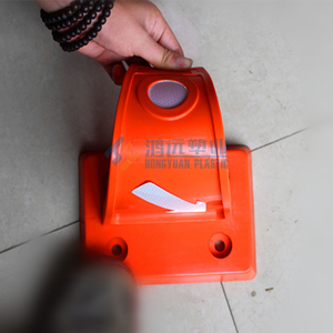 High Quality Small Plastic Road <strong>lane</strong> Divider - Product Image 5