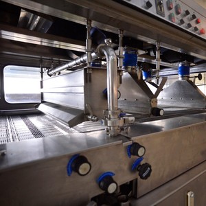 מלא אוטומטית וקיבולת גבוהה באיכות טובה שוקולד סוכר enrober דוב גומי סוכריות כיסוי שוקולד בוטנים ציפוי ma - Product Image 2