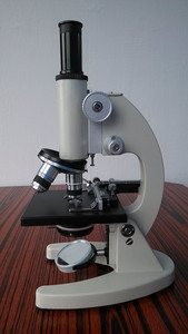 为学生提供 XSP-13A 1600x 学校单眼显微镜