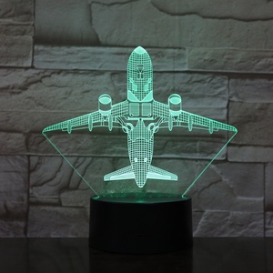 飞机战机模型创意<span class=keywords><strong>3D</strong></span>夜光触摸喷射飞机台灯发光二极管幻灯床头灯酷玩具